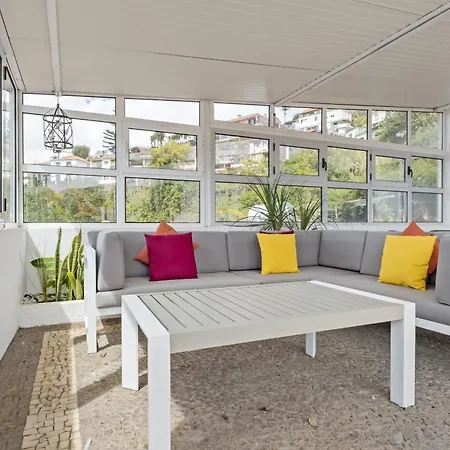 Ocean Terrace פונשל