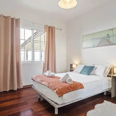 Ocean Terrace פונשל