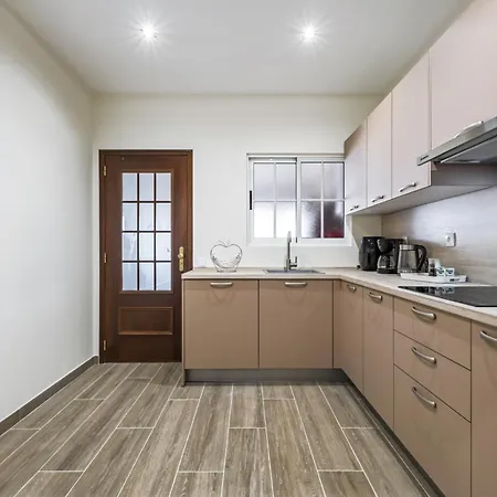 Ocean Terrace Apartment